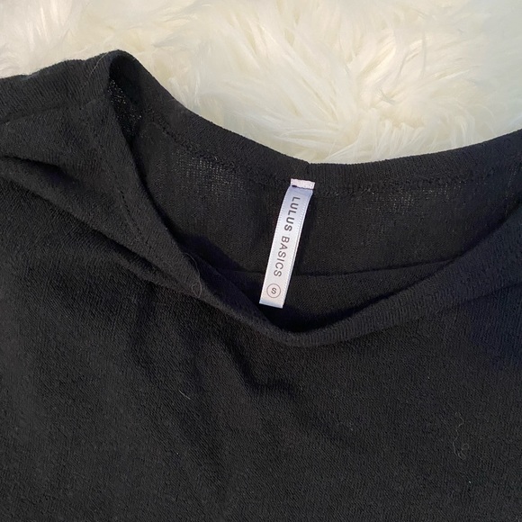 Lulu’s Flowy Top - Picture 2 of 3